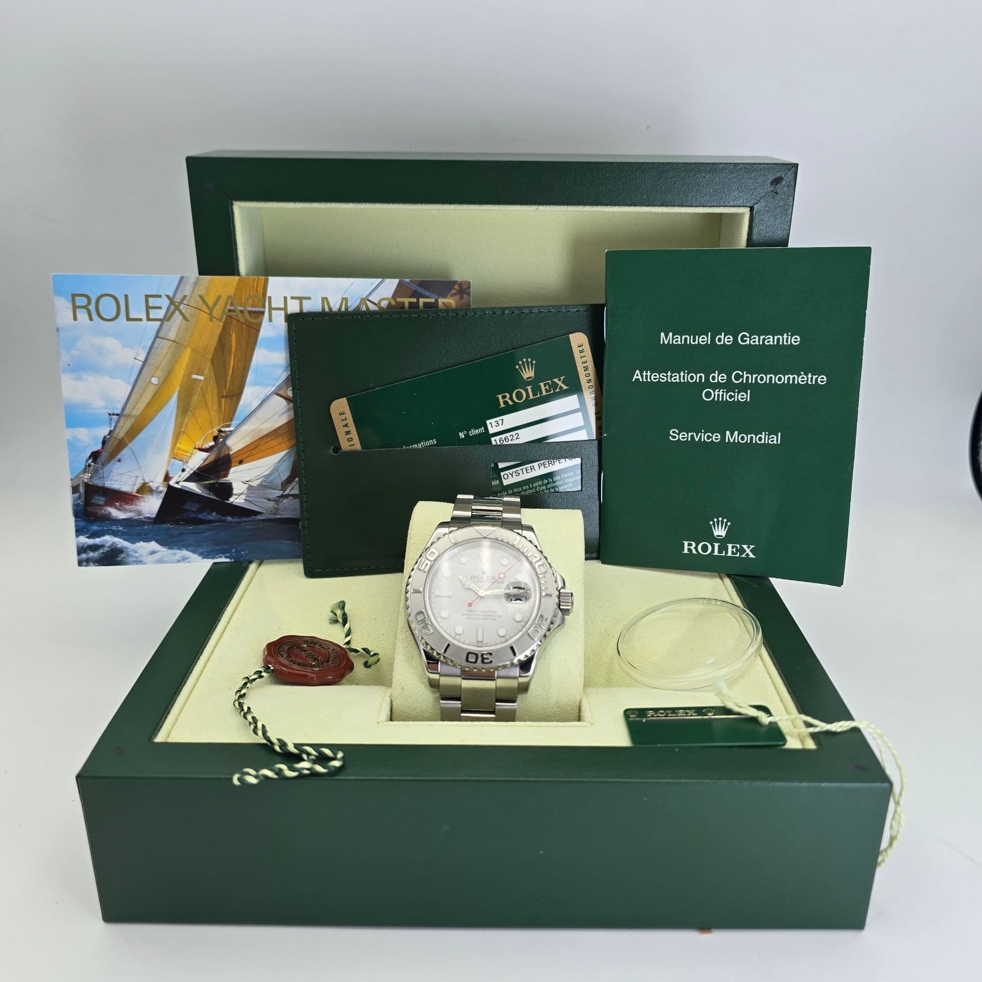 Rolex Yachtmaster 40 Ref. 16622 with platinum dial and bezel – 2