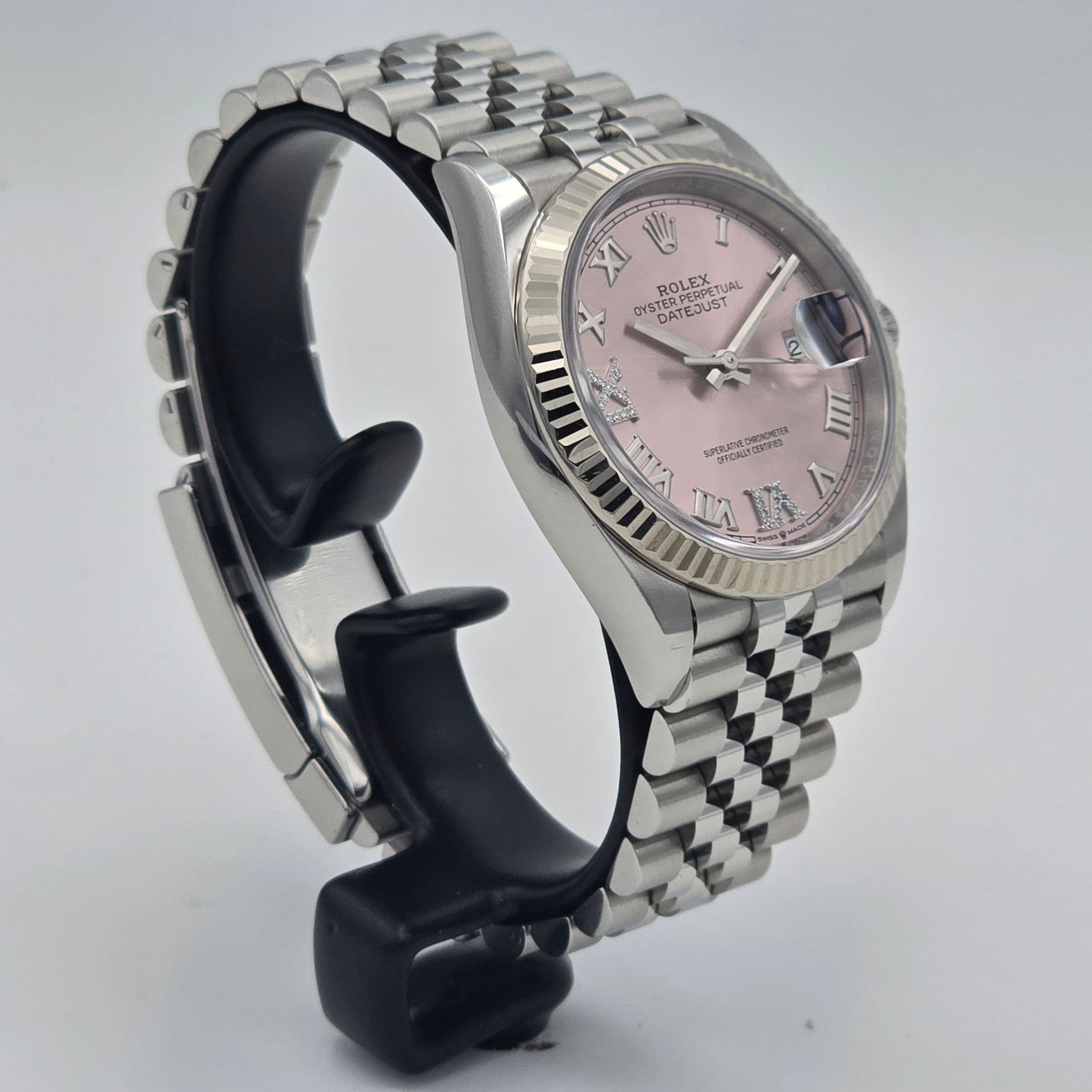 Rolex Datejust 36 Ref. 126234 with rare Pink Roman Diamond VI & IX dial – 3