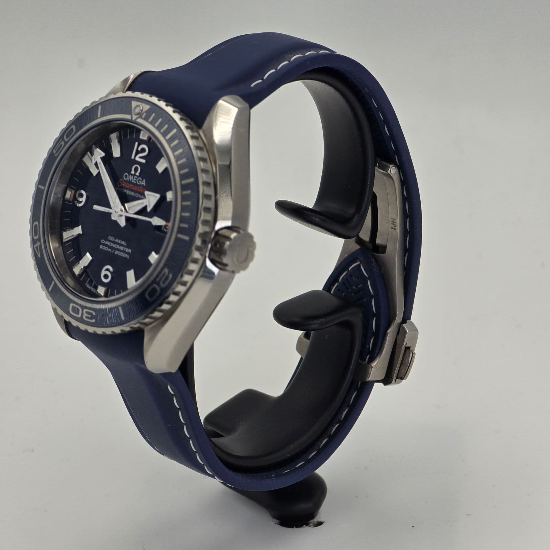 Omega Seamaster Planet Ocean 600M Co-Axial Chronometer 37,5mm Reference: 232.92.38.20.03.001 – 3