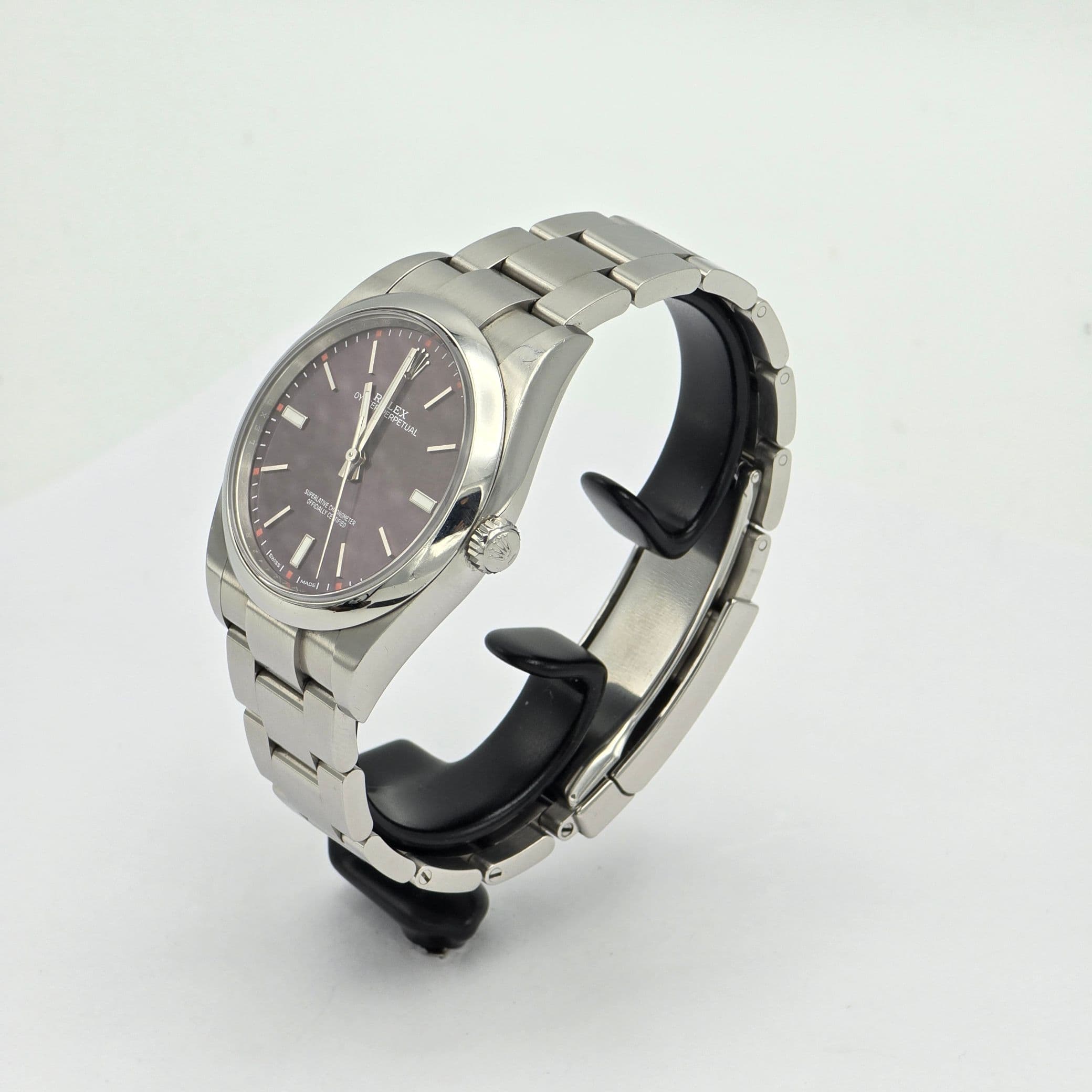 Rolex Oster Perpetual 39mm Ref. 124300 with rare "Red Grape" dial (discontinued) – 4