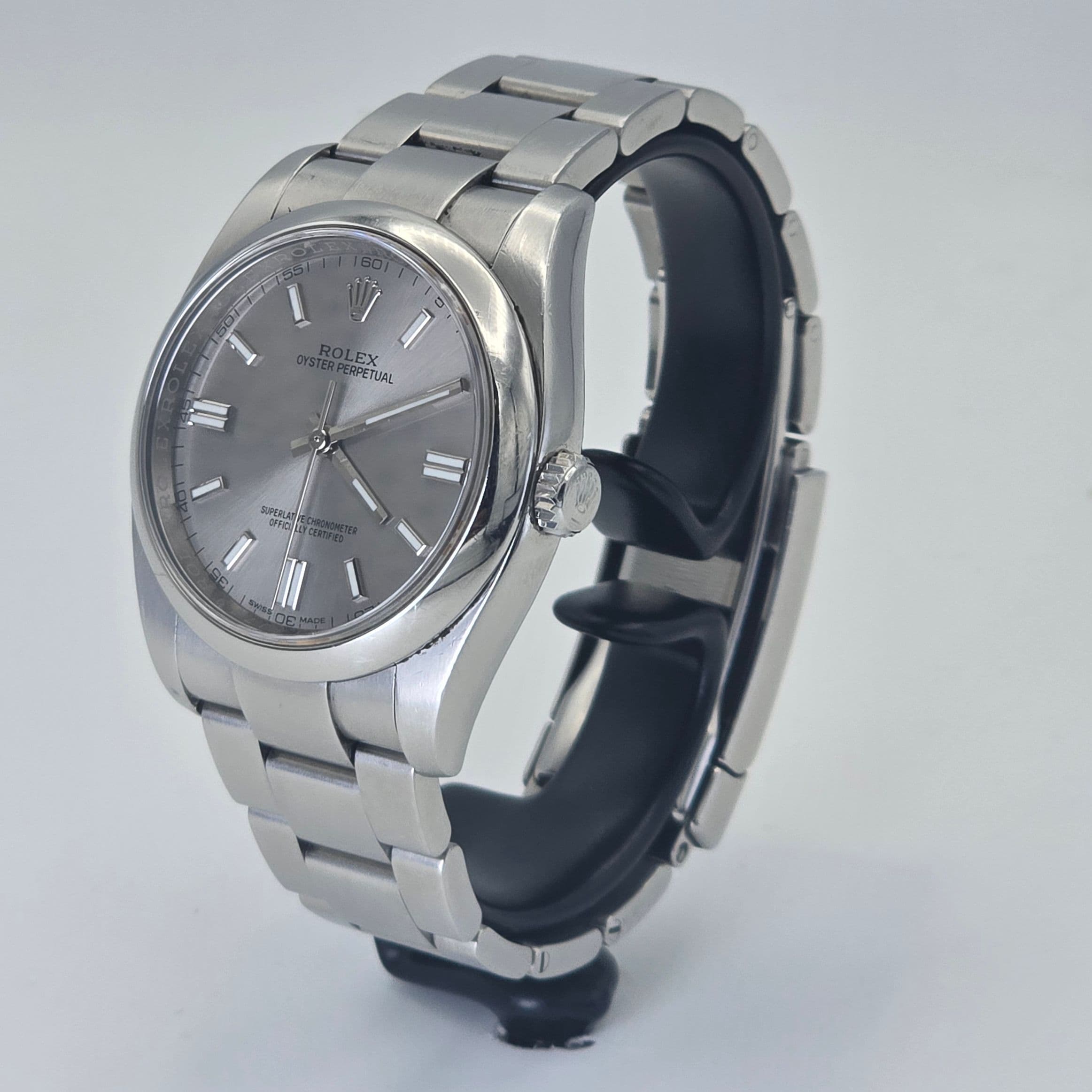Rolex Oyster Perpetual 36 Ref. 116000 with sunburst grey dial and smooth bezel – 4