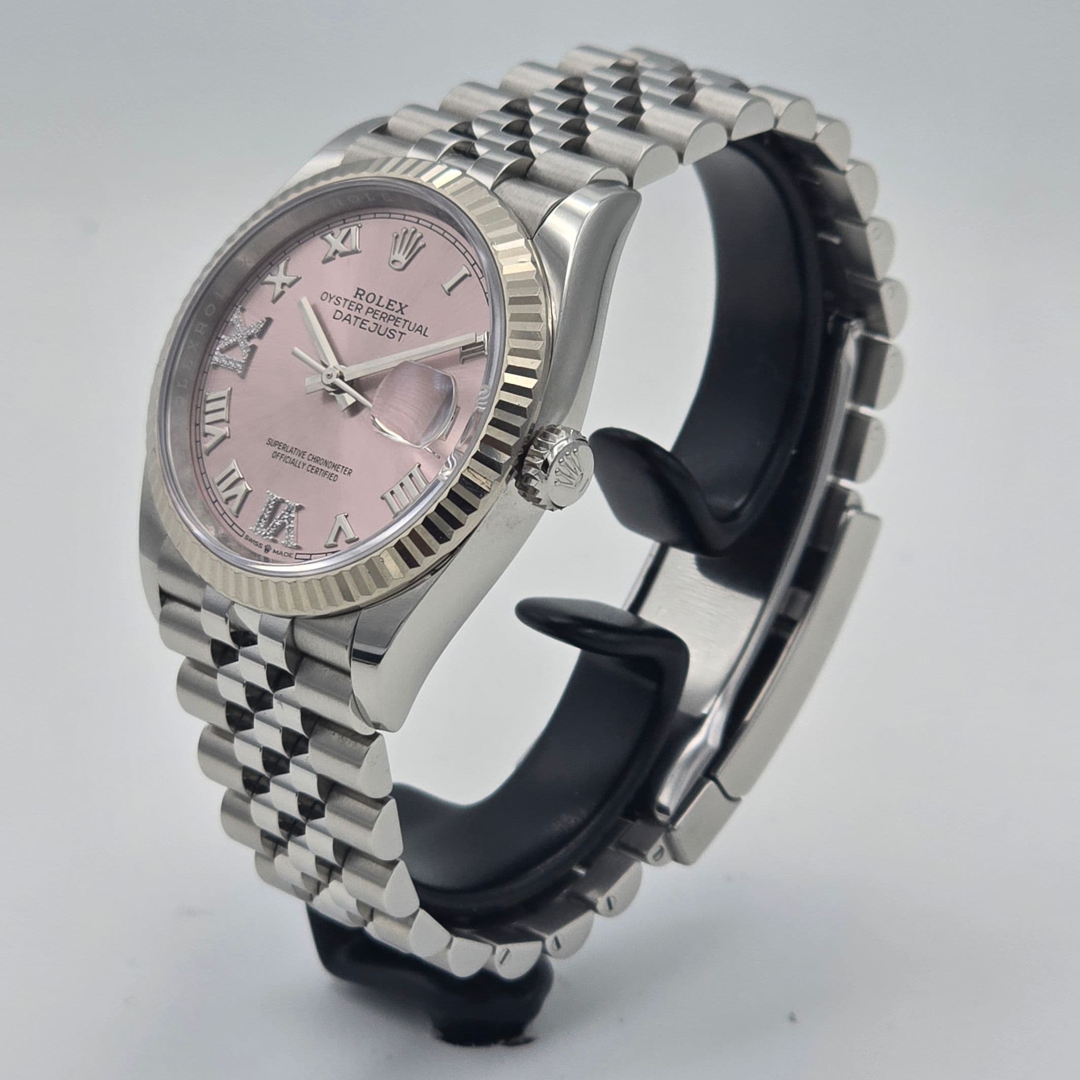 Rolex Datejust 36 Ref. 126234 with rare Pink Roman Diamond VI & IX dial – 4
