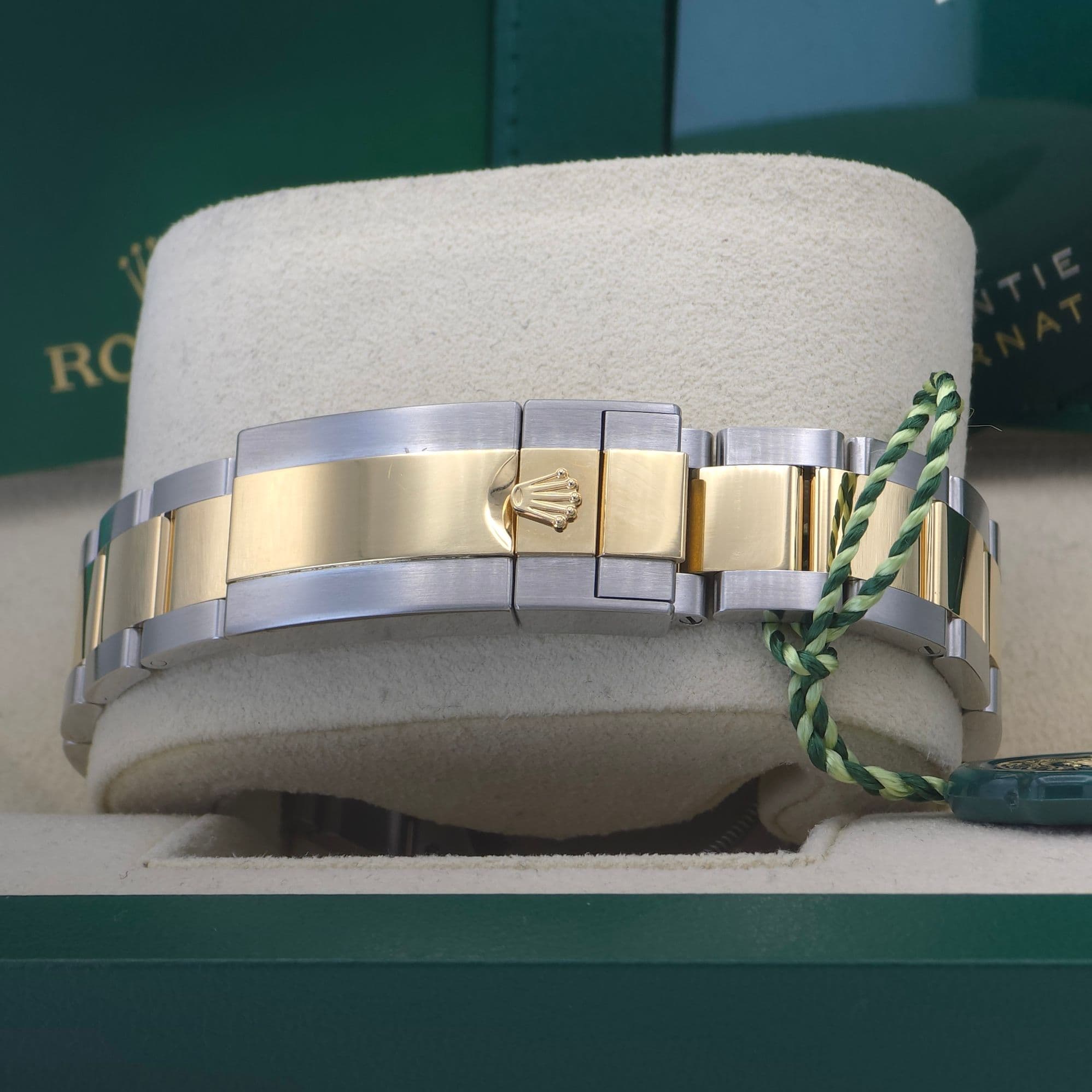 Rolex Oyster Perpetual Cosmograph Daytona 116503 with Champaign gold dial – 5