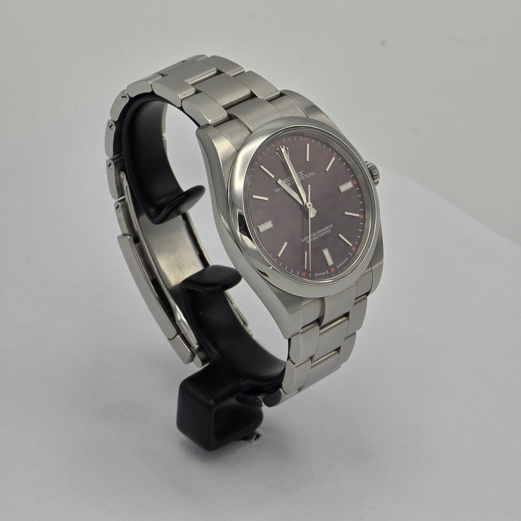 Rolex Oster Perpetual 39mm Ref. 124300 with rare "Red Grape" dial (discontinued) – 3
