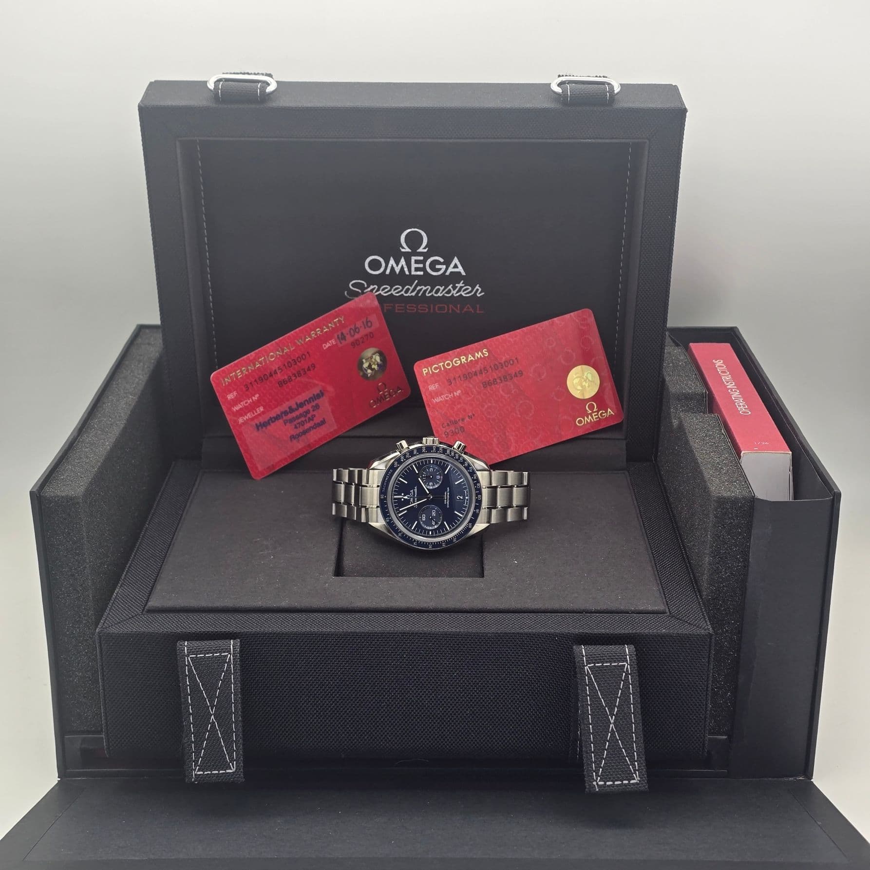Omega Speedmaster Moonwatch Co-Axial Chronograph Reference 311.90.44.51.03.001 (Titanium) – 2