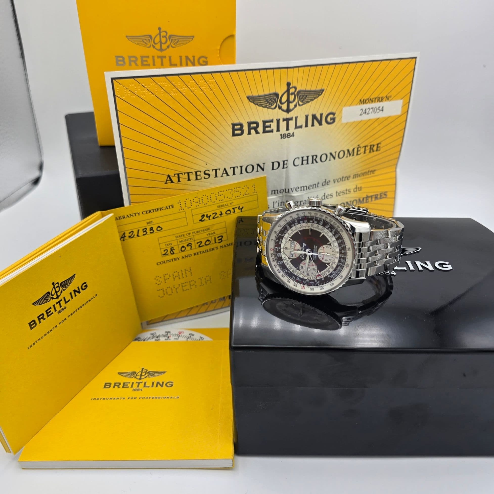 Breitling Navitimer Montbrillant Datora Ref. A2133012 With rare dial. – 2